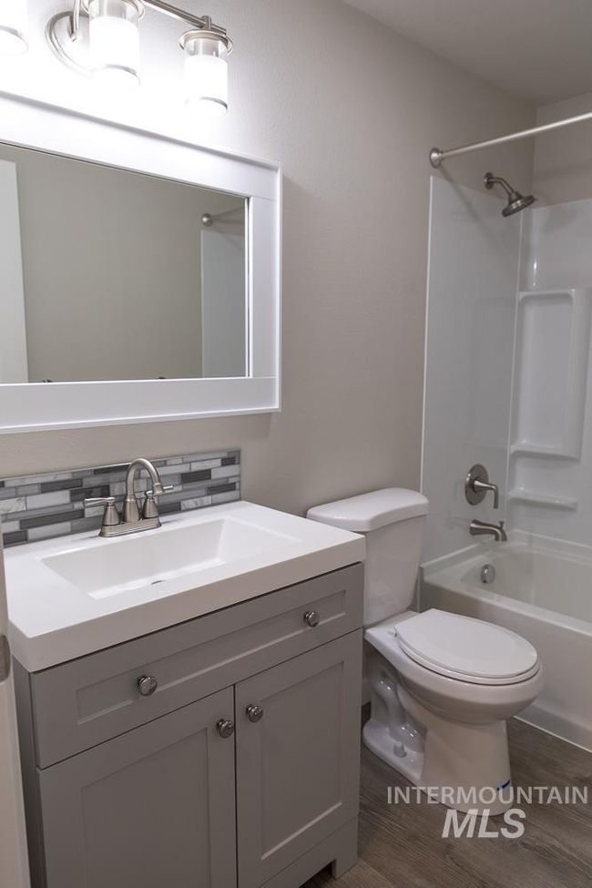 APT-2 - 1133 Fortner St, Condo with 3 bedrooms, 1 bathrooms and null parking in Ontario OR | Image 8