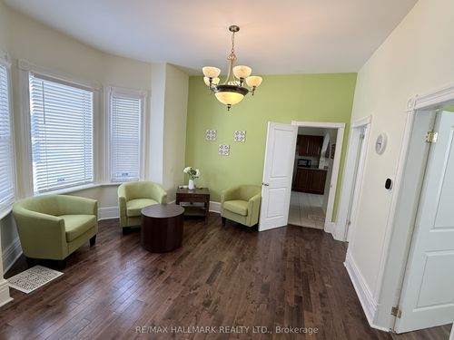 629 Central Ave, London, ON, N5W3P7 | Card Image