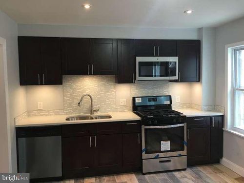 2226 S Mildred St, PHILADELPHIA, PA, 19148-3110 | Card Image