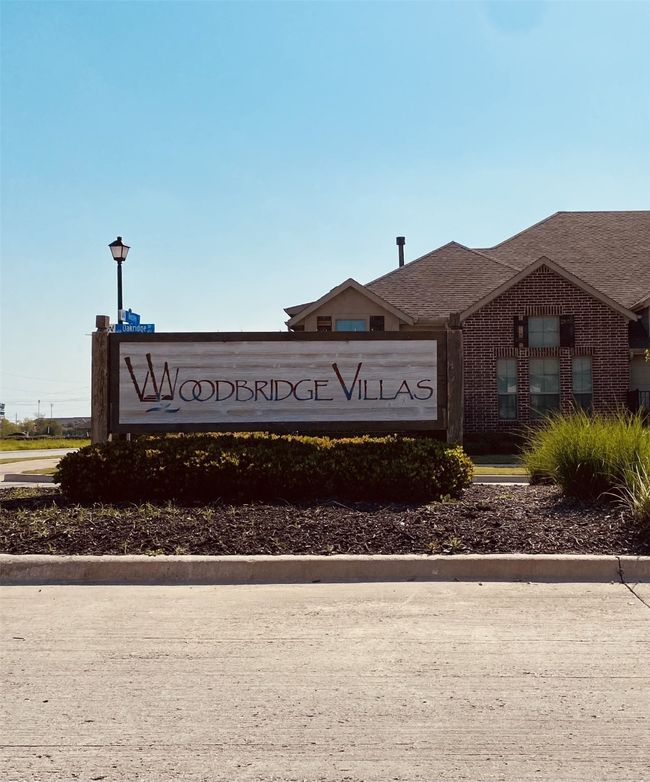 Woodbridge Villas Community Entrance | Image 18