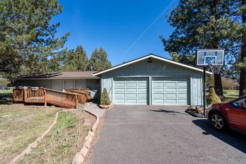 20580 Klahani Dr, Bend, OR, 97702-2718 | Card Image