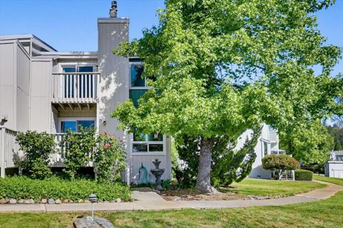 141 Rockwood Dr, Grass Valley, CA, 95945-5633 | Card Image
