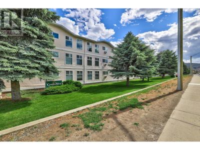 205 - 1760 Brunner Ave, Condo with 2 bedrooms, 1 bathrooms and null parking in Kamloops BC | Image 2