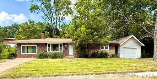 931 Thatcher Ave, Ferguson, MO, 63135-1732 | Card Image