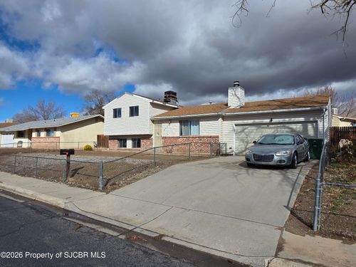 2616 E 24th St, Farmington, NM, 87401-4414 | Card Image