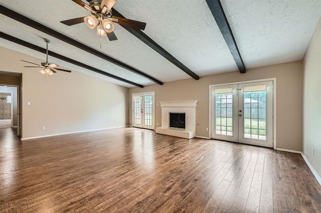 Living Room | Image 7