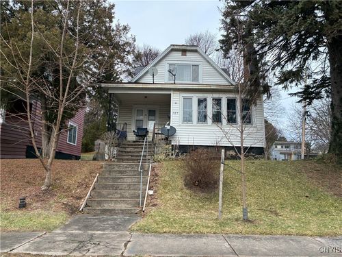 107 Oak Pl, Syracuse, NY, 13203-2919 | Card Image