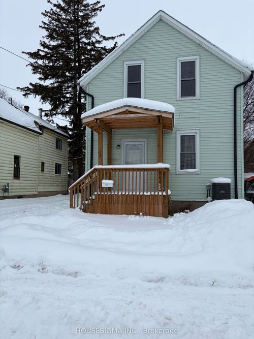 109 John St, Tavistock, ON, N0B2R0 | Card Image