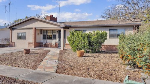 915 Sunset St, Socorro, NM, 87801-4721 | Card Image