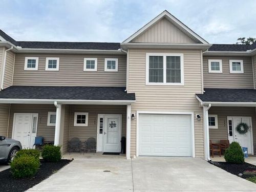 249 Louise Ln, Elliston, VA, 24087-1400 | Card Image