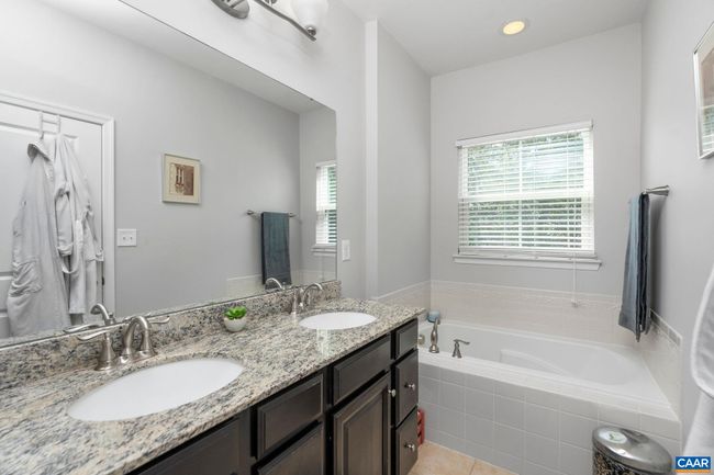 2014 Bethpage Ct, House attached with 4 bedrooms, 4 bathrooms and null parking in CHARLOTTESVILLE VA | Image 37