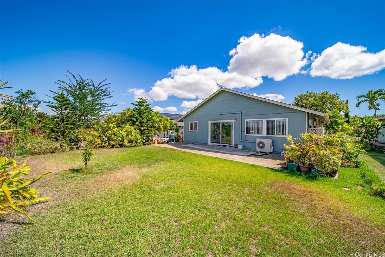 Hamana St, Ewa Beach, HI 96706