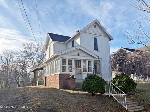 627 Wallace Ave, Bowling Green, OH, 43402-2229 | Card Image