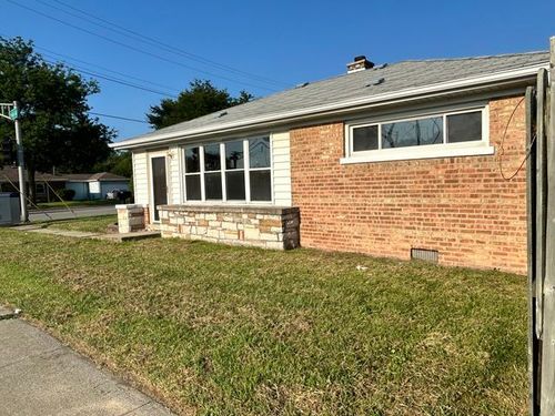 4000 W 107th St, Oak Lawn, IL, 60453-4906 | Card Image