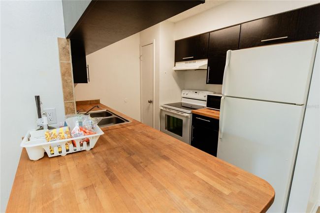 KITCHEN | Image 15