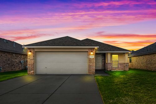 2111 135th St, Lubbock, TX, 79423-1850 | Card Image