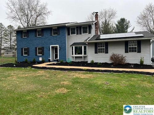9955 Windswept Ct, Breinigsville, PA, 18031-1935 | Card Image