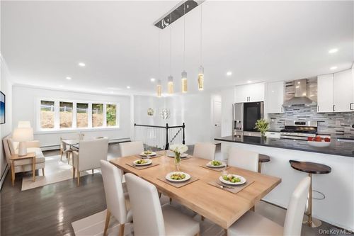 52 Broadway, Piermont, NY, 10968-1137 | Card Image