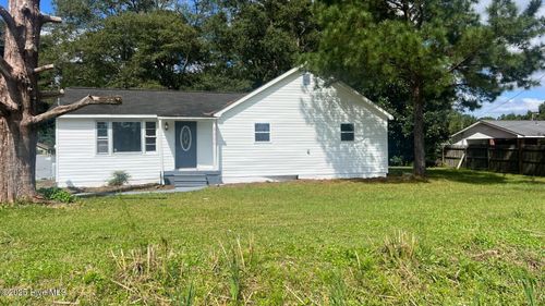 2300 Burgaw Hwy, Jacksonville, NC, 28540-8692 | Card Image