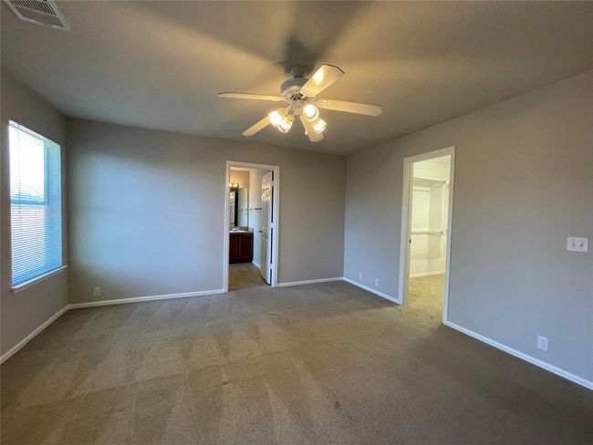 208 Spruce Dr, House other with 4 bedrooms, 2 bathrooms and 2 parking in Kyle TX | Image 12