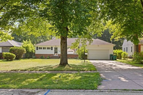 747 Edgewood Rd, Richmond Heights, OH, 44143-2913 | Card Image
