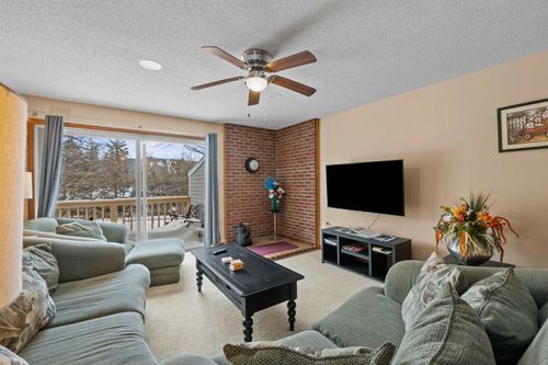 e-39-77 Northbrook Cir, North Conway, NH, 03860 | Card Image