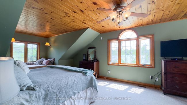 46 Bell Dr, House other with 5 bedrooms, 2 bathrooms and 4 parking in Kincardine ON | Image 36