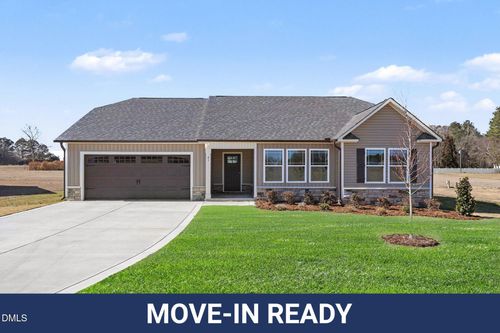 61 Maxwell Farm Ln, Selma, NC, 27576-4402 | Card Image