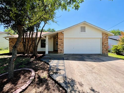 1906 Surrey Dr, Round Rock, TX, 78664-7538 | Card Image