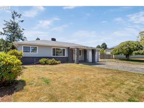 2690 Gardens Ave, Reedsport, OR, 97467-1141 | Card Image
