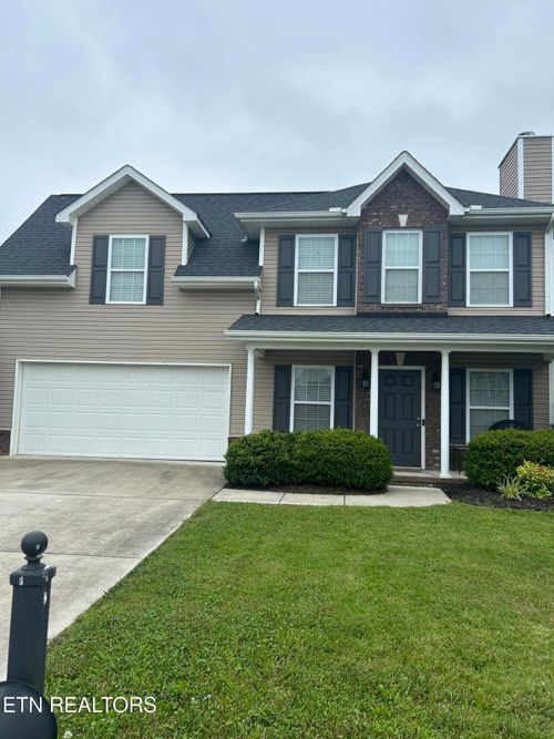8135 Cambridge Reserve Dr, Knoxville, TN, 37924-5516 | Card Image