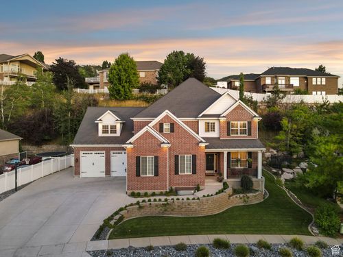 310 Maxine Cir, Bountiful, UT, 84010-5760 | Card Image
