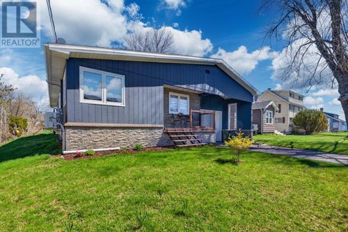 355 Chestnut Ave, Summerside, PE, C1N2E8 | Card Image