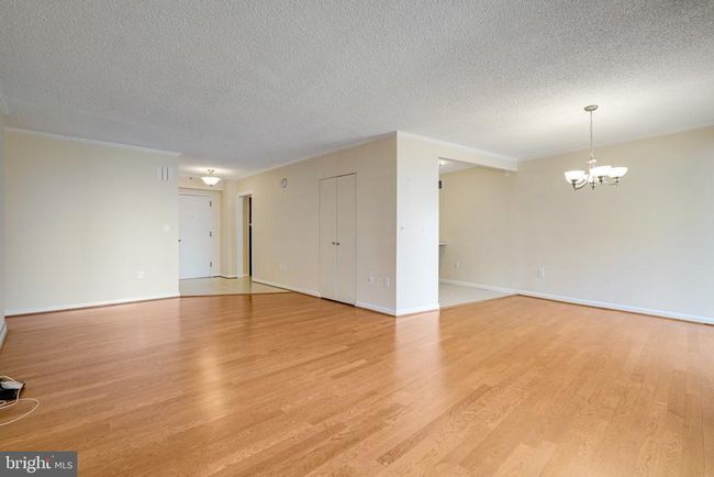 APT-1210S - 1300 Crystal Dr, Condo with 2 bedrooms, 2 bathrooms and null parking in ARLINGTON VA | Image 4