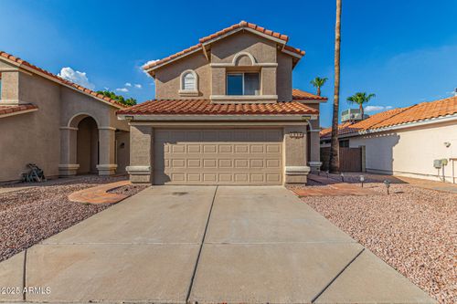 1326 E Helena Dr, Phoenix, AZ, 85022-2077 | Card Image