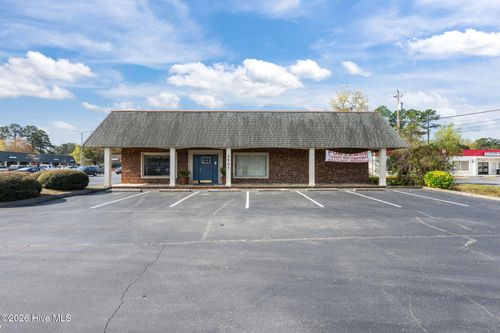 2507 Neuse Blvd, New Bern, NC, 28562-3329 | Card Image