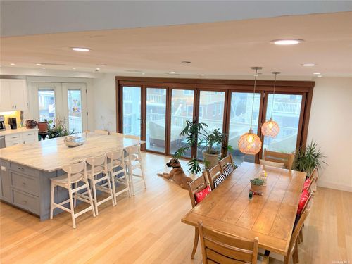 40 Trenton Ave, East Atlantic Beach, NY, 11561-1133 | Card Image