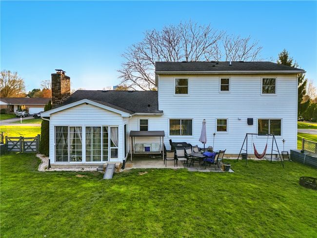 3690 Clearview Dr, House other with 5 bedrooms, 4 bathrooms and 2 parking in Hermitage PA | Image 8