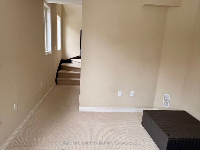 1 Cheps Lane, House attached with 3 bedrooms, 2 bathrooms and 1 parking in Ancaster ON | Image 32