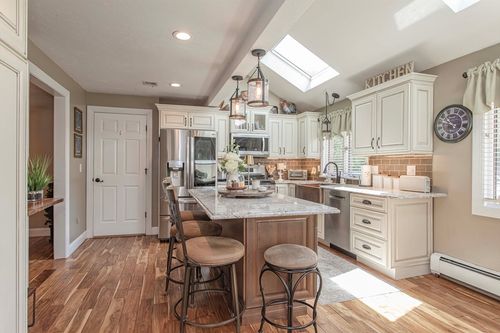 8-8 Cherrywood Ln, Franklin, MA, 02038-3917 | Card Image