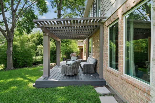 7955 Enclave Way, House other with 4 bedrooms, 3 bathrooms and null parking in Dallas TX | Image 12