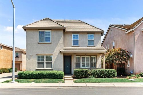 2820 Hawaiian Petrel Ave, Modesto, CA, 95355-8522 | Card Image