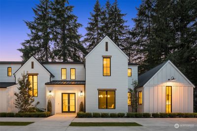 2003 102nd Place Se, House other with 7 bedrooms, 3 bathrooms and 3 parking in Bellevue WA | Image 2