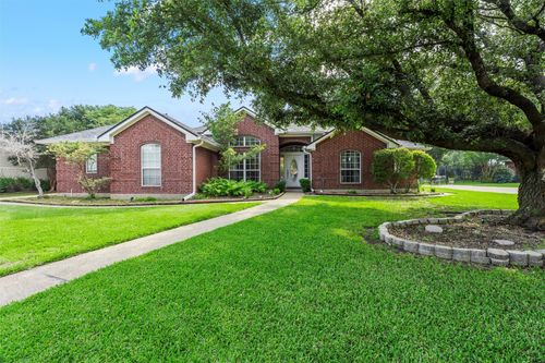 531 Celeste Dr, Robinson, TX, 76706-5128 | Card Image