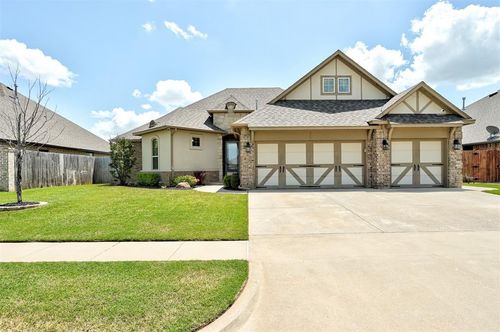 4600 None Kentucky Ridge Dr, Mustang, OK, 73064 | Card Image