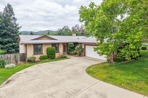 1988 Mary Lake Dr, Redding, CA, 96001-5618 | Card Image