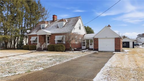 804 Franklin Ave, Belpre, OH, 45714-1444 | Card Image