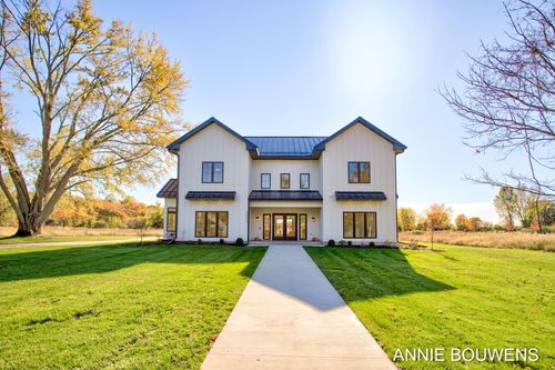 6008 Hidden Creek Trl, Hamilton, MI, 49419-6900 | Card Image