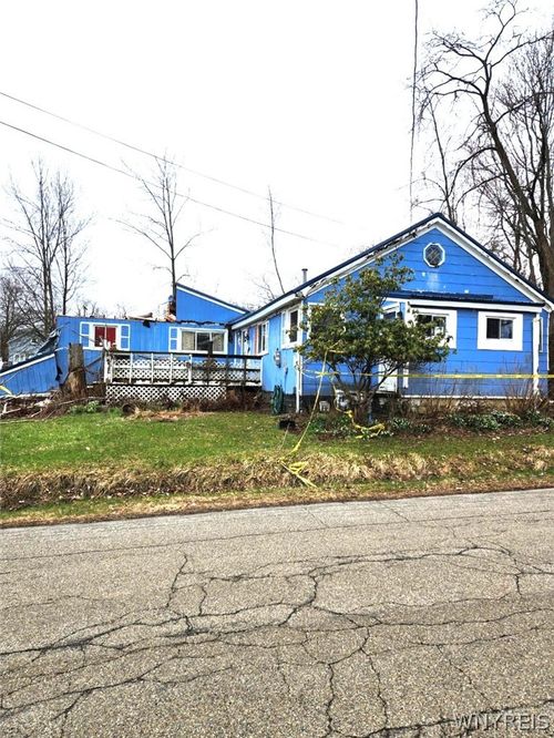 155 Argyle Ave, Angola, NY, 14006-9038 | Card Image