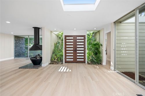 1824 Park St, Huntington Beach, CA, 92648-2735 | Card Image
